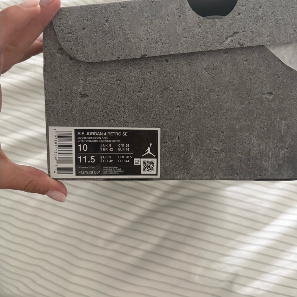 Stock X verified Jordan 4 concrete size 10 men’s. Good condition - Picture 9 of 9